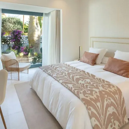 Paris 7 Bedroom In * Marbella