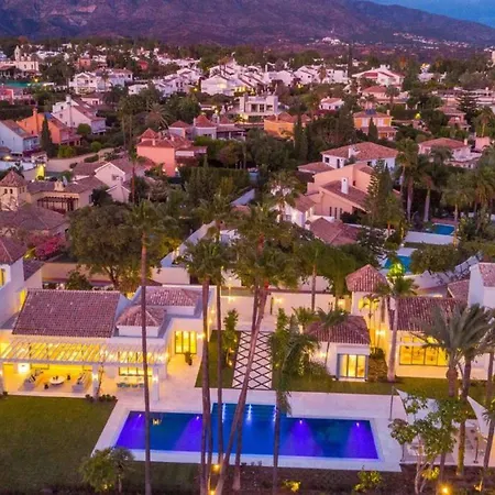 Paris 7 Bedroom In *