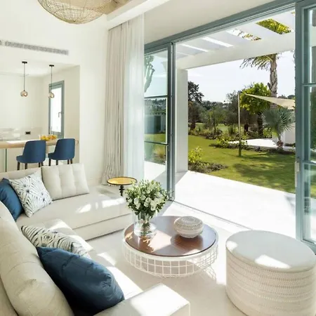 Paris 7 Bedroom In Ferienhaus Marbella