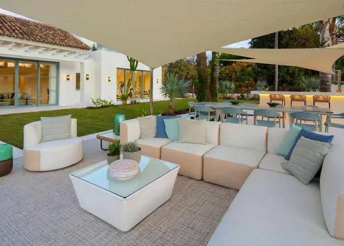 Paris 7 Bedroom In Marbella