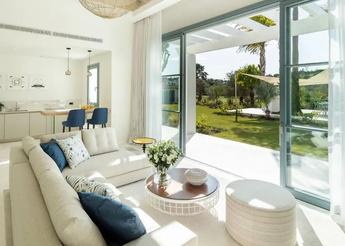 Paris 7 Bedroom In Prázdninový dům Marbella