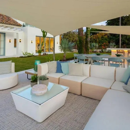 Paris 7 Bedroom In ماربيا