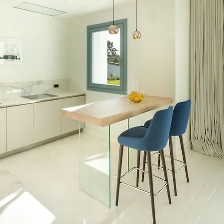 Paris 7 Bedroom In ماربيا