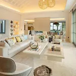 Prázdninový dům Paris 7 Bedroom In Marbella